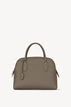 THE ROW India 12.00 Bag in Leather | 手袋 (灰色)