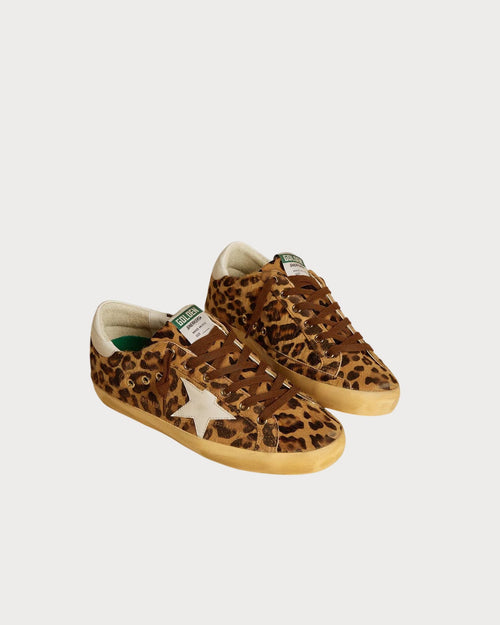 GOLDEN GOOSE Women’s Super - Star LTD in leopard - print pony skin with leather star and heel tab | 黃金鵝 女款 Super - Star LTD 豹紋小馬皮款,搭配皮革星星與後跟標籤(米色與棕色) - LondonKelly 英國名牌代購
