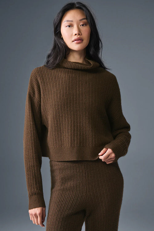 ALO YOGA Cashmere Plush Waffle Turtleneck Pullover | 羊絨絨毛格紋高領套頭上衣 (多色)