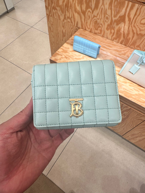BURBERRY Lola Compact Wallet | 博柏利 銀包 (淺藍色)