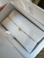 REDLINE Yellow Gold and Diamond Honoree Bracelet | 紅繩 手鏈 (金色)